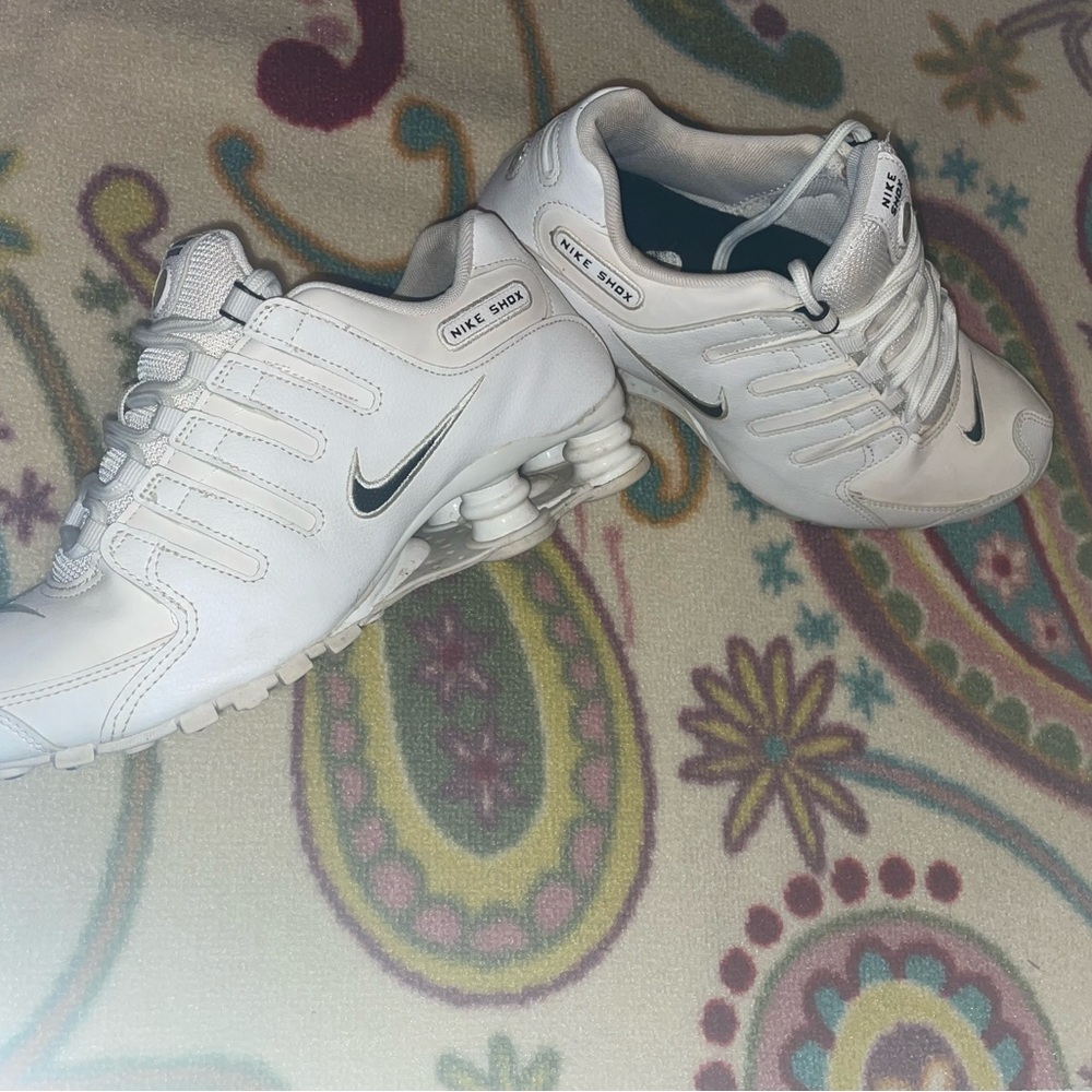 Shoes - Picture 8 of 16